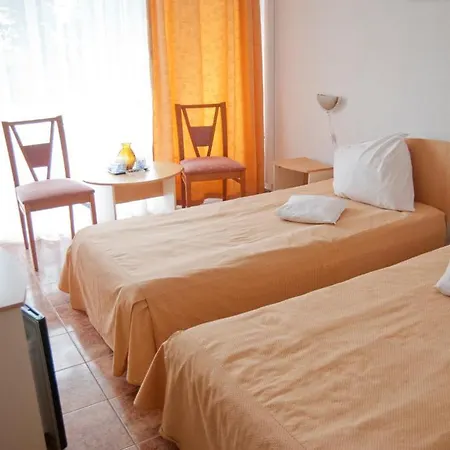 Cerna Hotel Saturn